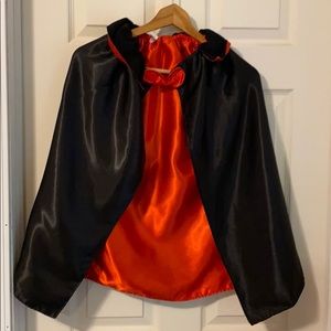 ✨EUC -Dracula Cape Polyester One Size adult/Teen